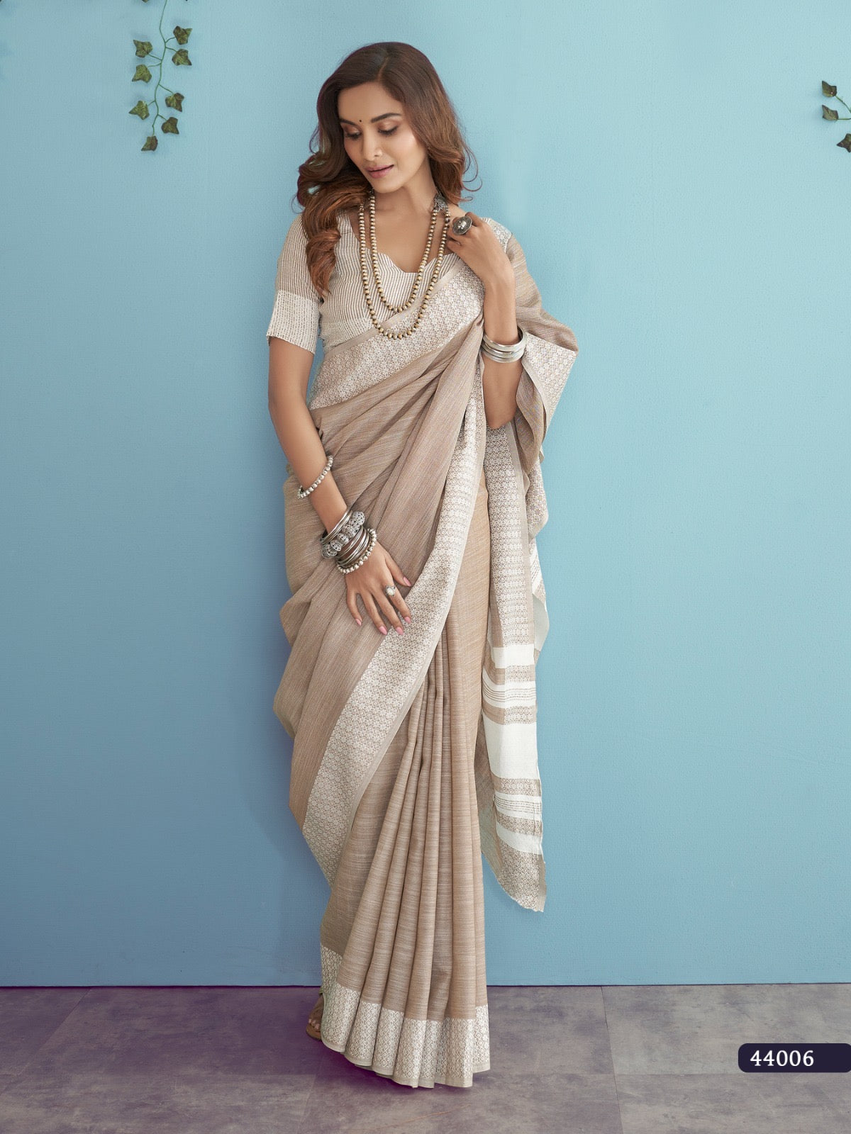 Pure cotton Lucknowi border saree