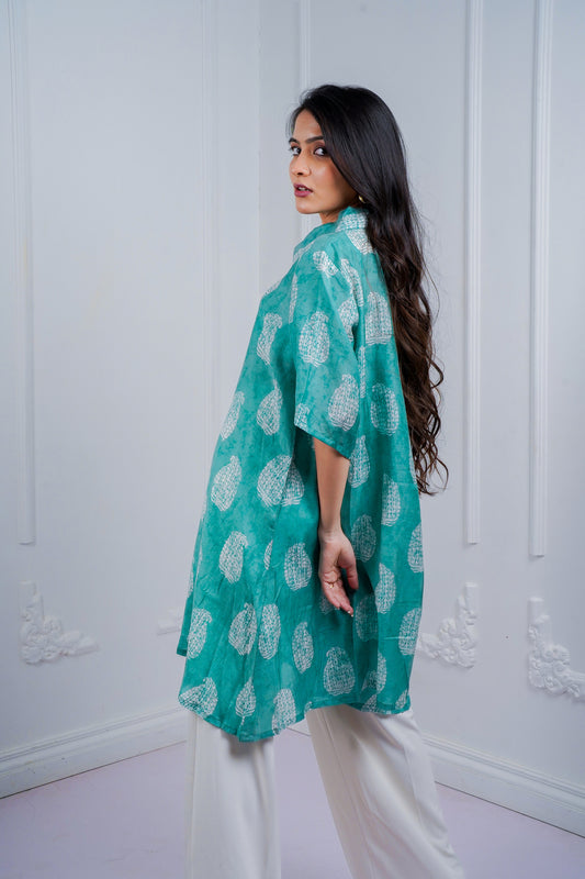 modern and versatile mul silk turquoise blue oversize kurta for various occasions